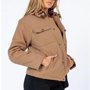 Princess Polly Jeroma Tan Puffy 100% Cotton Jacket Leopard Collar • Size S/M 🗣